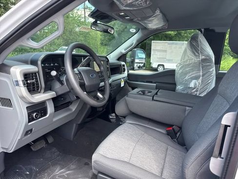 New 2026 Ford F250 XL w/ STX Appearance Package AWD/4WD image 11