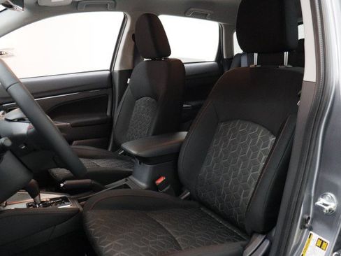 New 2026 Mitsubishi Outlander Sport LE AWD/4WD image 7
