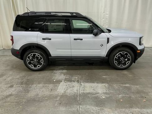New 2026 Ford Bronco Sport Outer Banks w/ Outer Banks Tech Package+ AWD/4WD image 2
