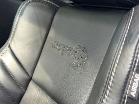 Used 2019 Dodge Challenger SRT Hellcat Redeye image 19