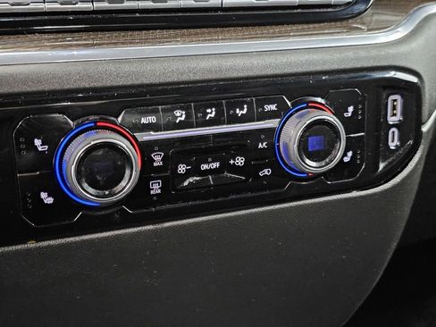 Used 2023 Chevrolet Silverado 1500 LT w/ Protection Package image 18