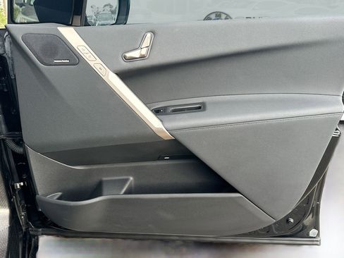 Used 2025 BMW iX xDrive50 w/ Sport Package image 35