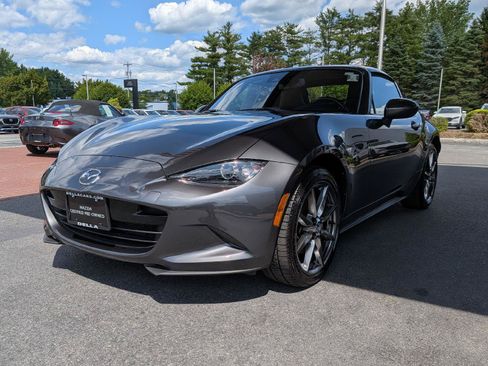 Used 2021 MAZDA MX-5 Miata RF Grand Touring RWD image 3