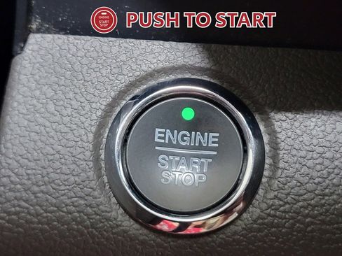 Used 2019 Ford Expedition Max XLT w/ Equipment Group 202A AWD/4WD image 20