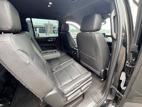 Used 2022 Chevrolet Suburban LT AWD/4WD image 61