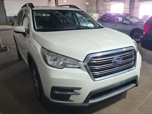 Used 2021 Subaru Ascent Premium w/ Convenience Package AWD/4WD image 2