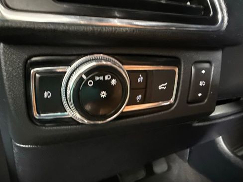Used 2021 Lincoln Navigator Reserve w/ Luxury Package AWD/4WD image 32