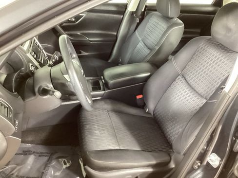 Used 2017 Nissan Altima 2.5 S w/ Power Driver Seat Package FWD image 12