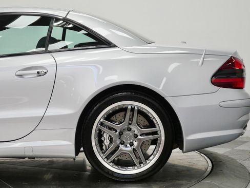 Used 2006 Mercedes-Benz SL 65 AMG image 56