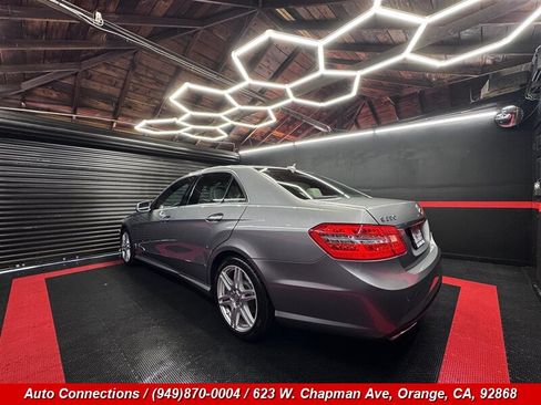 Used 2010 Mercedes-Benz E 350 Sedan image 4