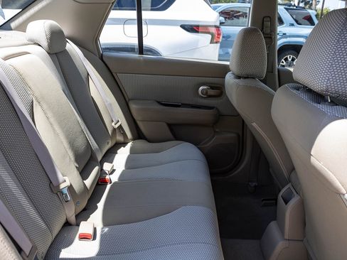 Used 2009 Nissan Versa Sedan w/ ABS Pkg FWD image 24