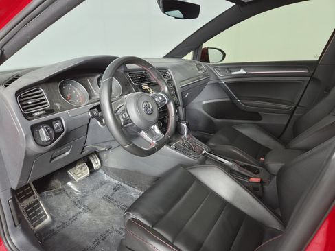 Used 2020 Volkswagen GTI SE FWD image 14
