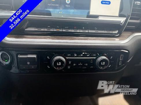 Used 2024 Chevrolet Silverado 1500 RST AWD/4WD image 19