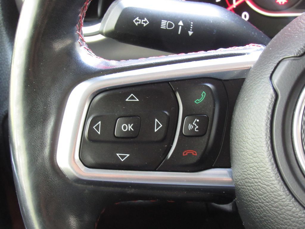 Used 2018 Jeep Wrangler Unlimited Rubicon AWD/4WD image 24
