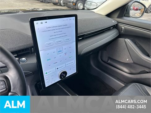 Used 2025 Ford Mustang Mach-E Premium image 35