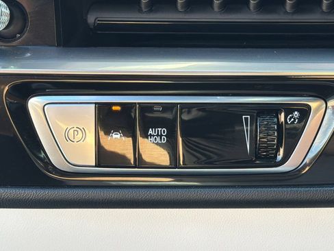 Used 2024 Cadillac Lyriq Sport RWD image 21