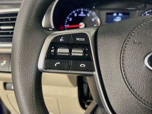 Used 2019 Kia Sorento AWD V6 image 17