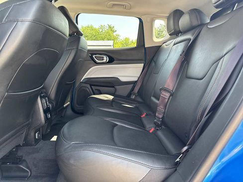 Used 2022 Jeep Compass Limited image 34