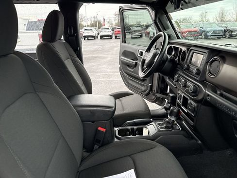 Used 2020 Jeep Wrangler Sport image 35