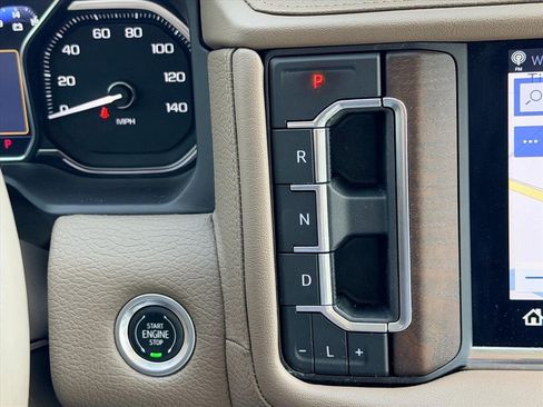 Used 2021 GMC Yukon Denali w/ LPO, Illumination Package image 23