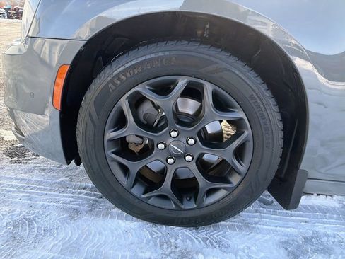 Used 2019 Chrysler 300 S w/ 300S Premium Group image 30