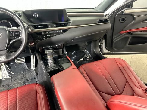Used 2019 Lexus ES 350 F Sport w/ Accessory Package 2 FWD image 19