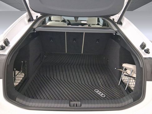 Used 2025 Audi A6 e-tron Premium Plus w/ Premium Plus image 28