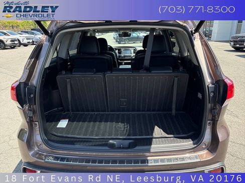 Used 2019 Toyota Highlander Limited AWD/4WD image 11