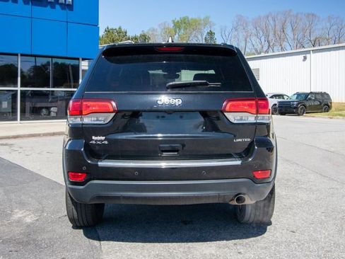 Used 2022 Jeep Grand Cherokee Limited image 15
