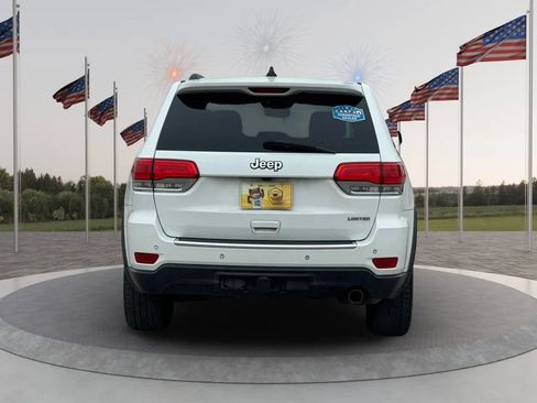 Used 2017 Jeep Grand Cherokee Limited w/ Luxury Group II image 6