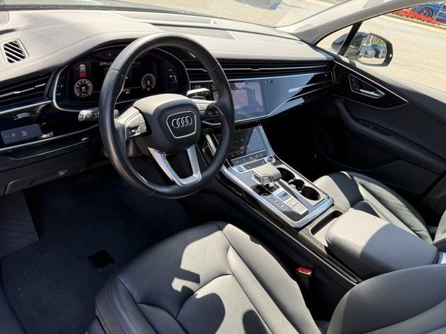 Used 2023 Audi Q7 2.0T Premium Plus AWD/4WD image 25
