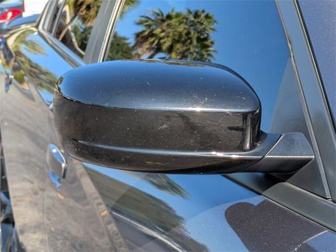 Used 2018 Dodge Charger R/T w/ Blacktop Package image 11