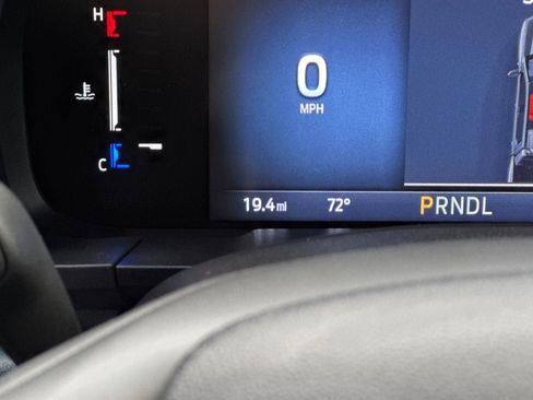 New 2025 Ford Maverick XLT w/ XLT Luxury Package image 21