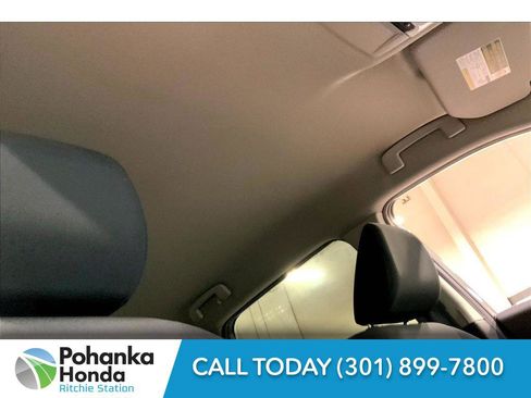 Used 2024 Nissan Rogue S image 28