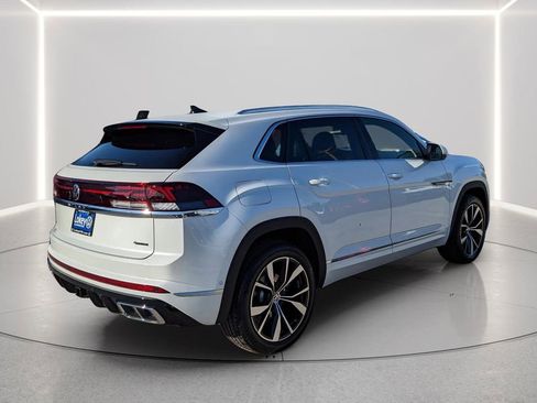New 2026 Volkswagen Atlas Cross Sport SEL Premium R-Line AWD/4WD image 8