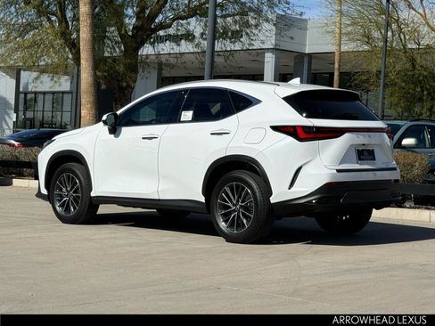 New 2026 Lexus NX 350h 350h Premium image 4