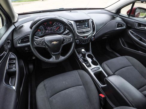 Used 2017 Chevrolet Cruze LT w/ Convenience Package FWD image 22