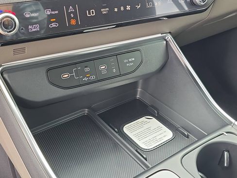New 2026 Kia Carnival EX FWD image 27