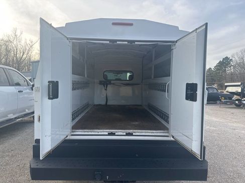 Used 2022 Ford F350 XL w/ Power Equipment Group image 17