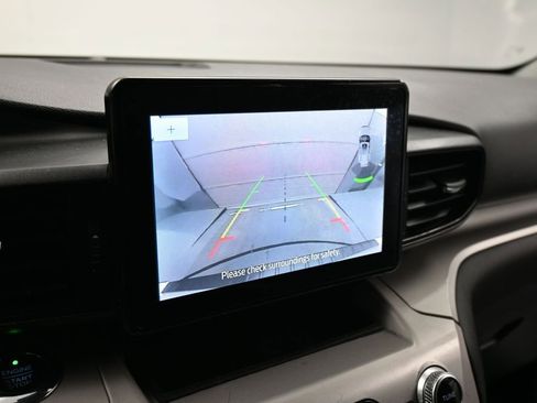Certified 2021 Ford Explorer XLT RWD image 14