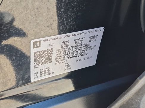 Used 2021 GMC Terrain SLE w/ Driver Convenience Package AWD/4WD image 22