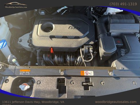 Used 2017 Hyundai Santa Fe Sport w/ 2.4L Value Package 06 image 32