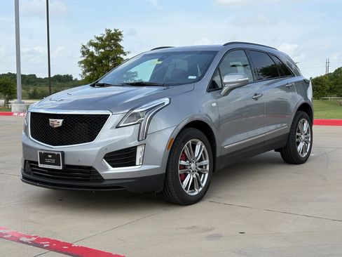 Used 2025 Cadillac XT5 Sportv AWD/4WD image 3