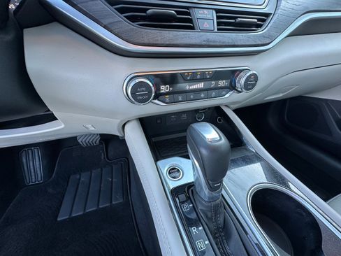 Used 2025 Nissan Altima 2.5 SL image 25