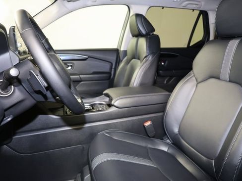 New 2025 Honda Pilot Touring image 25