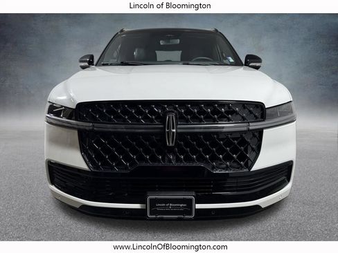 New 2026 Lincoln Navigator Black Label AWD/4WD image 11