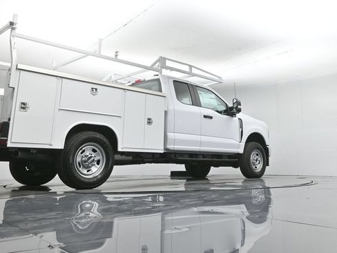 New 2026 Ford F350 XL w/ FX4 Off-Road Package AWD/4WD image 49