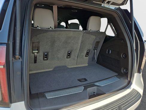 Used 2024 Chevrolet Tahoe Z71 AWD/4WD image 9