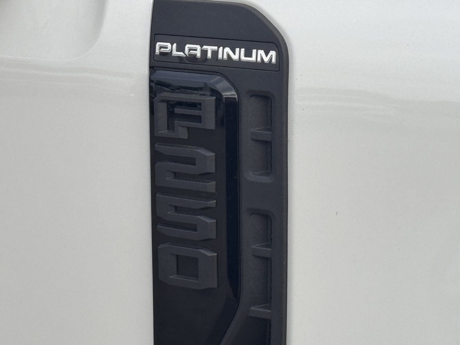 New 2026 Ford F250 Platinum AWD/4WD image 9