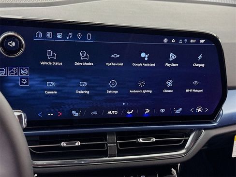 New 2026 Chevrolet Equinox EV LT image 10